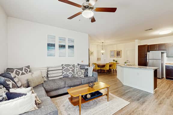Spacious 3BR in Pet Friendly Walkable Resort with a Pool - Image 1