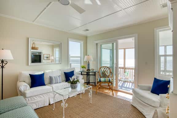 Newly renovated oceanfront home with private beach access & screened porch - Image 1