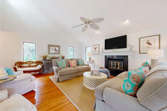 Peaceful Island Escape by Osprey Point | Close to Golf, Bikes & Beach - Image 1