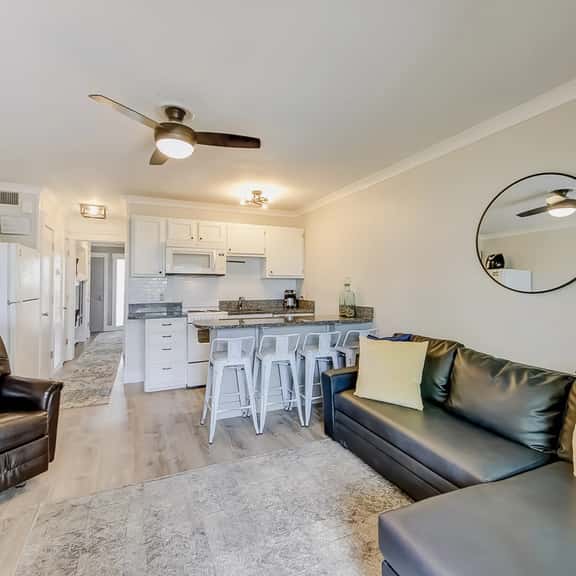 Updated Oceanfront Condo w/ Balcony, Pool & Beach Access - Image 1