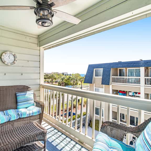 Well-appointed villa w/ community pool, ocean view, free WiFi - Image 1