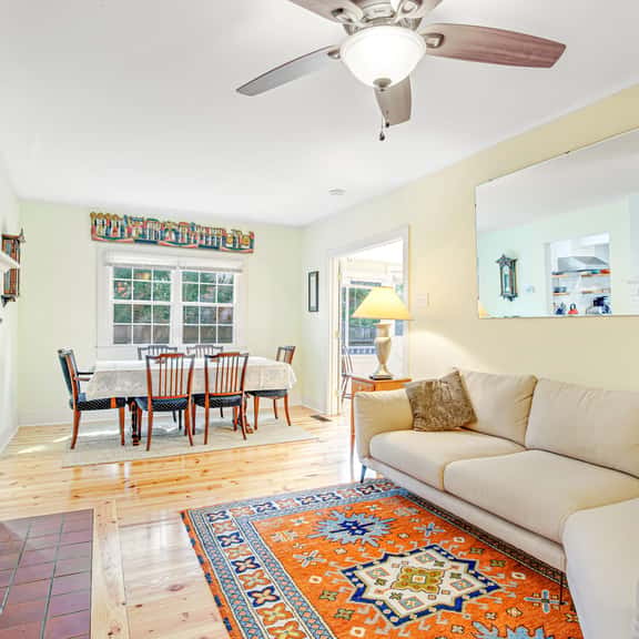 One Block to the Beach Cute Home w/ Deck, Garden Patio, Central AC & WiFi - Image 1