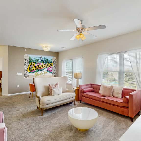 Stylish 2BR: Pet Friendly in Walkable Resort with a Pool - Image 1