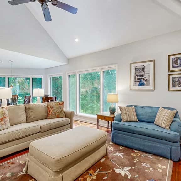 Bold villa with grill, outdoor shower & deck - by beach and Camp St. Christopher - Image 1