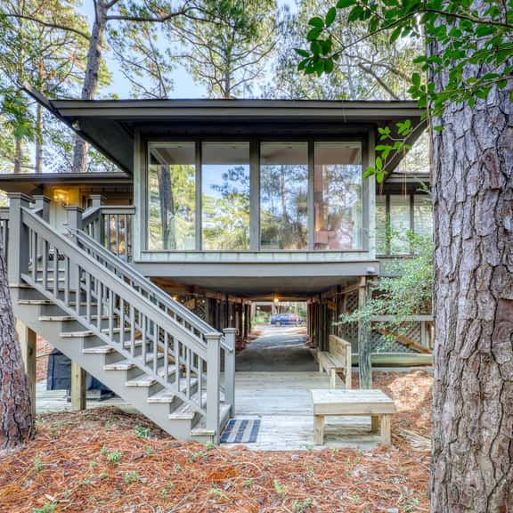 Cottage w/ On-Site Golf, Shared Pool, & Beautiful Inlet Views - Near the Beach - Image 1