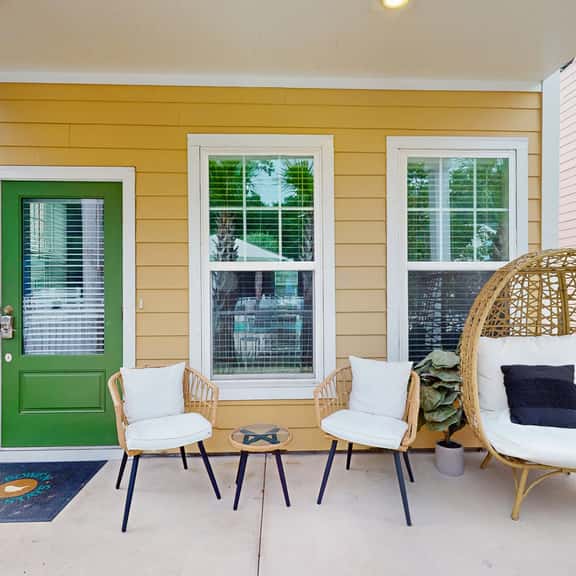 Modern 3BR Cottage in Pet Friendly Luxury Resort w/ Pool - Image 1