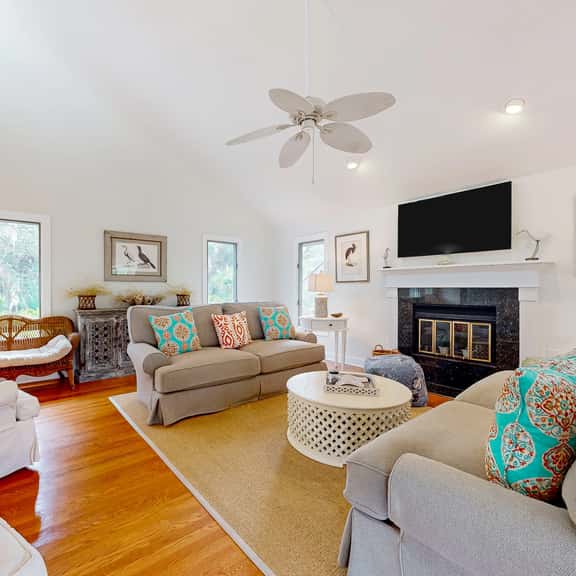 Peaceful Island Escape by Osprey Point | Close to Golf, Bikes & Beach - Image 1