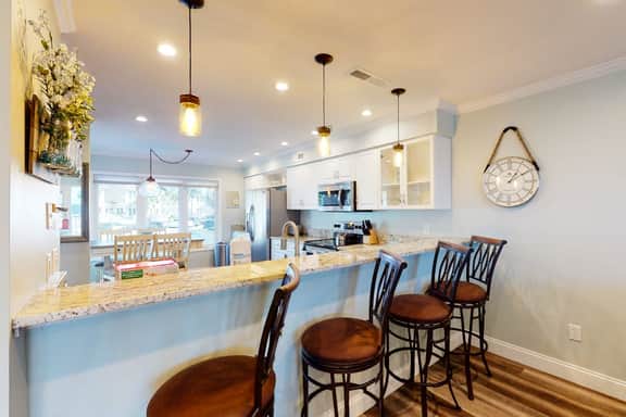 30-Day Marshfront Rental Condo w/Amazing Views, 2 Porches, Laundry & Shared Pool