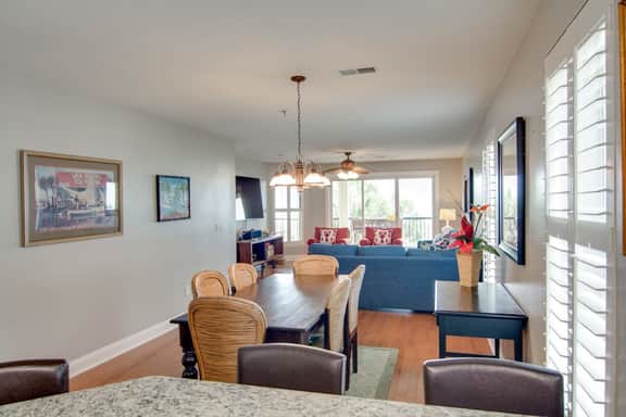 Beachfront villa w/ ocean views, private deck, pool access – steps from beach