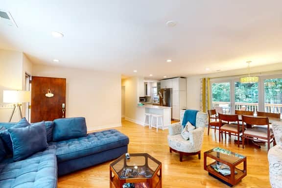 Comfortable dog-friendly home next door to rec center - blocks from beach access