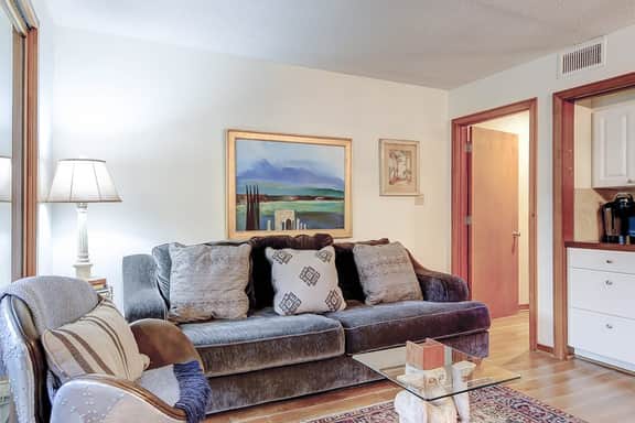 Comfortable ground-floor condo with enclosed patio, washer/dryer, & AC