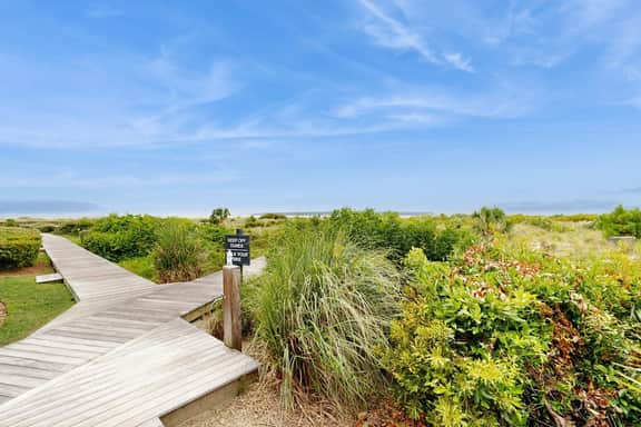 Condo with sunset views, with ocean/inlet views - walk to the Beach Club