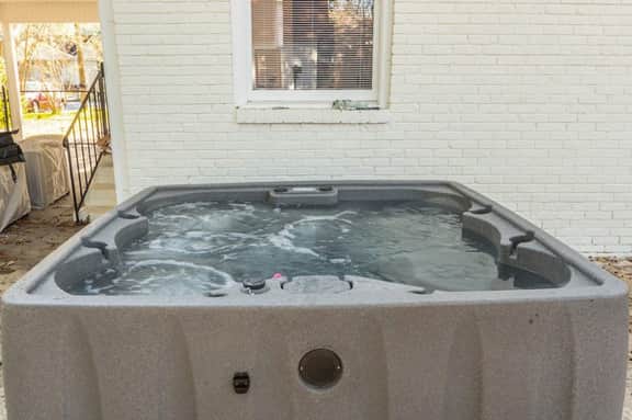 Creola Charm - 3BR, 2BA with Hot Tub, Fire pit and Washer/Dryer