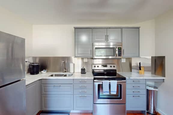 Family-Friendly Charming Combo Bungalow w/ WiFi