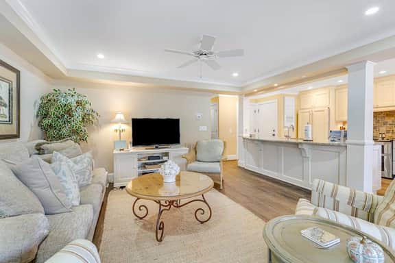 First Floor Villa with Lagoon Views and within walking distance of the beach