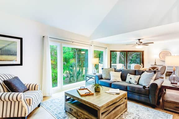 Golf-and-sea villa within walking distance of beach + resort amenities