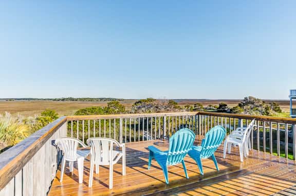 Marsh-view home with large rooftop deck & outdoor shower - steps from beach
