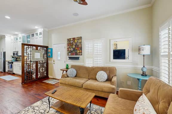 North Central, 30-Day Rental Home w/Double Porches, Garden Patio, and Free WiFi