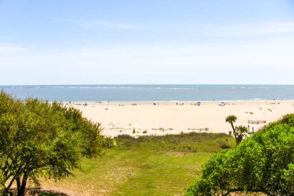 Ocean view villa w/ community pool - steps to the beach, near dining & golf