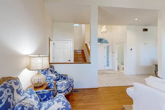Private home with large deck and views of a lagoon – walk or bike to the beach