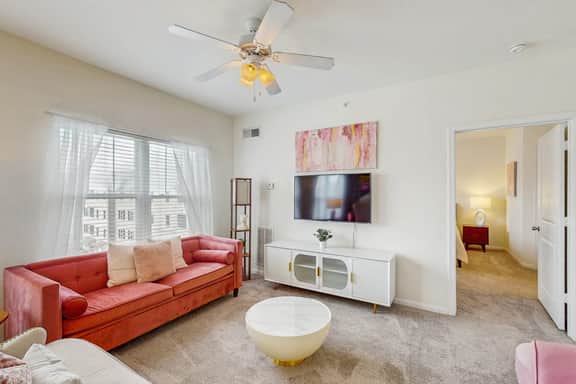 Stylish 2BR: Pet Friendly in Walkable Resort with a Pool