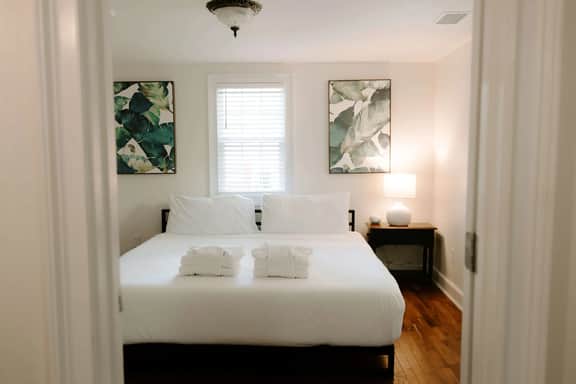 Stylish Bungalow Stay Near Downtown Charleston