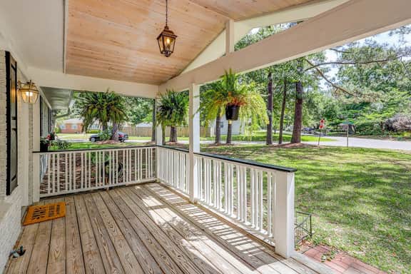 Stylish, Dog-Friendly, 30-Day Rental House w/Free WiFi, W/D, and Furnished Patio