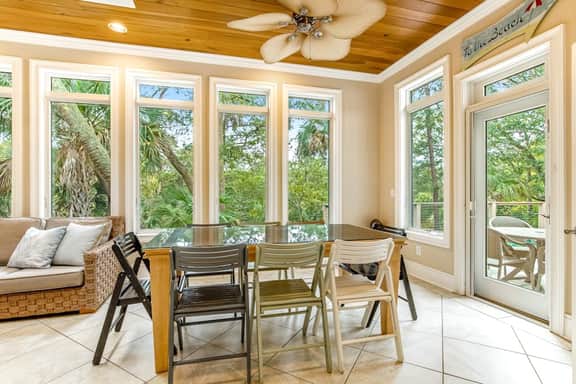 Upscale house with private pool, lagoon views - near beach & tennis