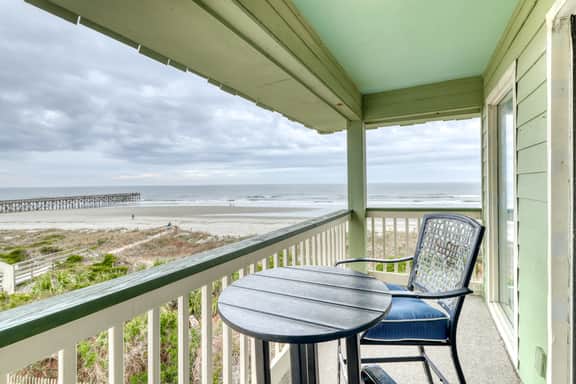 Oceanfront corner condo w/ spectacular view & shared pool/fishing pier - Image 2
