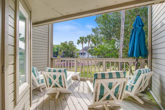 Cozy Island Home with Balcony and W/D - Image 2