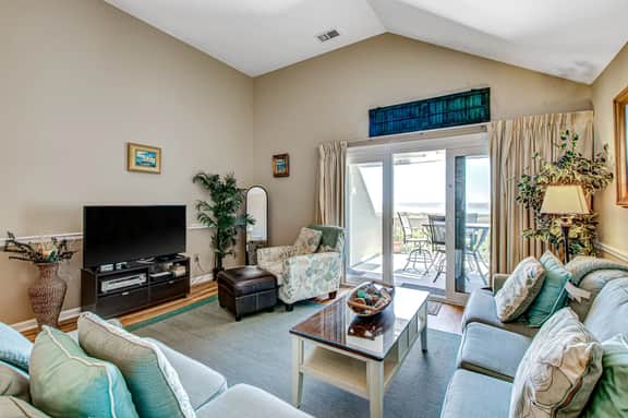 Beach villa with full kitchen, ocean/inlet views - short walk to Beach Club - Image 3