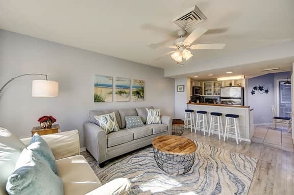 1st-floor condo with beach access, patio, & outdoor pool - snowbirds welcome - Image 5