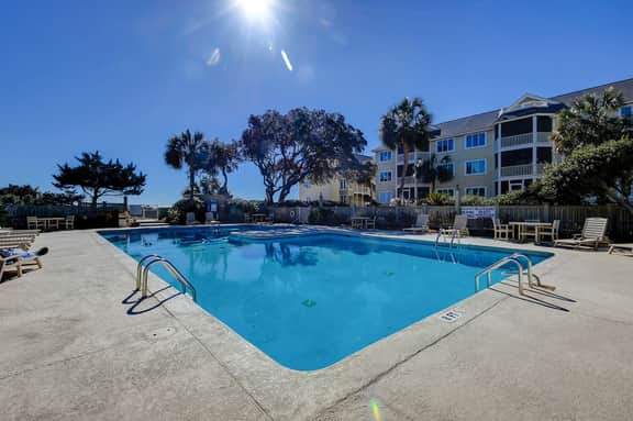 1st-floor condo with beach access, patio, & outdoor pool - snowbirds welcome - Image 2