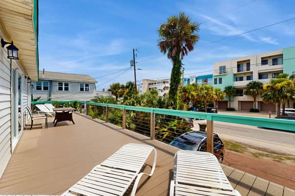 Dog-Friendly Beach Home w/ Free WiFi & Private Washer/Dryer - Near Beach & Pier - Image 3