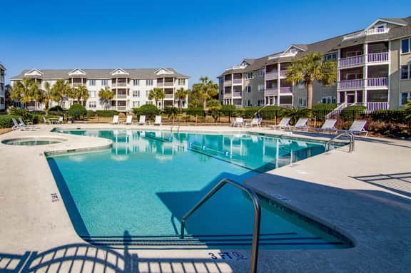 Professionally-decorated villa w/beautiful ocean views and shared pool & grill - Image 2