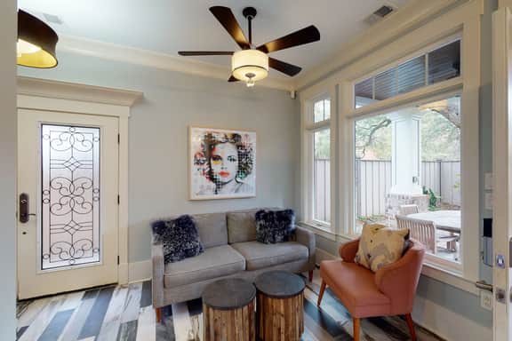 Exquisite escape with lake views, second-floor deck & sunroom - dog-friendly - Image 3