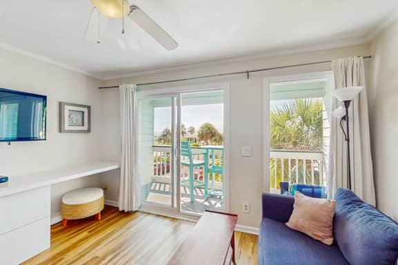 Oceanfront condo with water views, pool, balcony, & easy beach access - Image 3