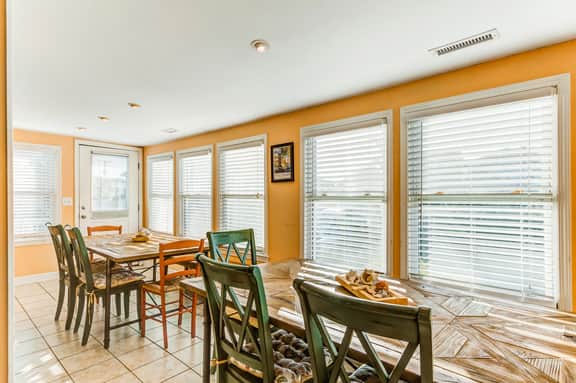 Marsh-view home with large rooftop deck & outdoor shower - steps from beach - Image 4