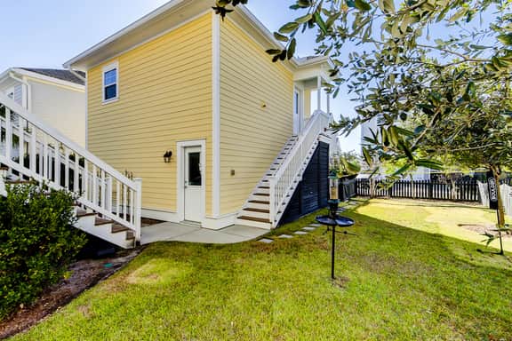 Charming studio with 3 pools, kitchenette & AC - Image 2