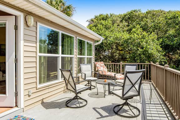 Relaxing oceanside home w/ multiple decks, outdoor shower- steps to beach access - Image 3