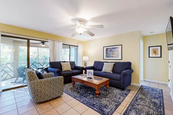 Waterfront Family Retreat with Pond Views - Close to Tennis and Golf - Dogs Welcome - Image 2