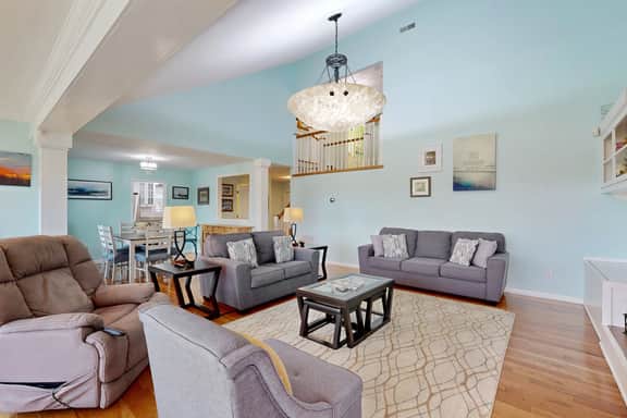 Peaceful home with expansive views of the Ashley River w/ outdoor living space - Image 4