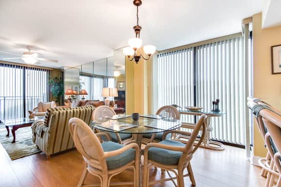 Ocean view villa w/ community pool - steps to the beach, near dining & golf - Image 5