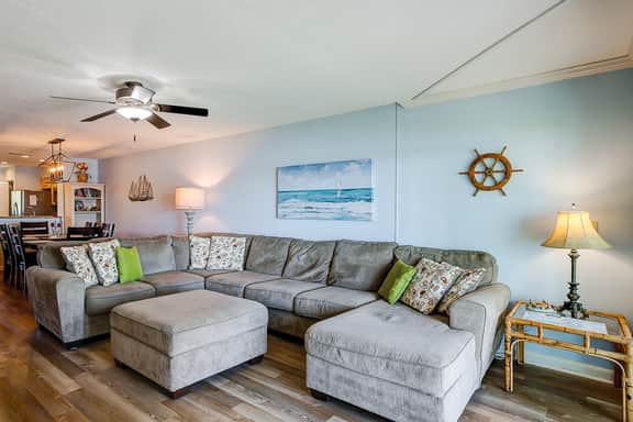 Riverfront condo with pool, 2 tennis courts, & screened porch - near beach - Image 5