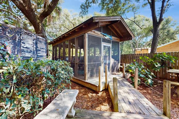 Downtown dog-friendly home with outdoor shower, level 2 EV charger - Image 4