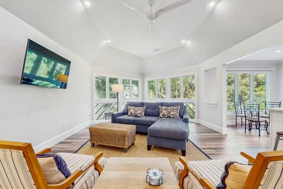 Cozy Kiawah Island villa centrally located near local attractions - Image 5