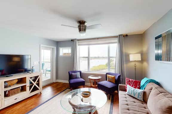 Stunning Condo with Amazing Views of Folly River - Close to Historic Charleston - Image 4