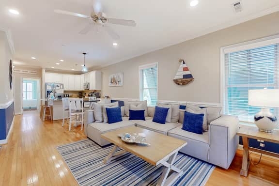 Lavish home near the beach and Charleston with pool & dock access - balcony - Image 5
