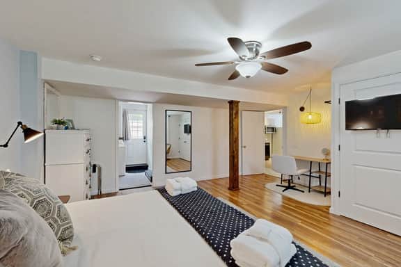Cozy West Ashley Apartment- Close to shopping and Downtown Charleston - Image 2