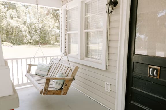 Charming Charleston Bungalow Near Downtown w/ WiFi and AC